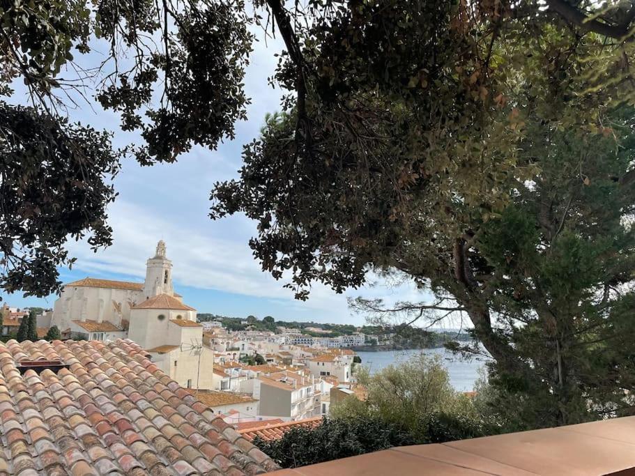 Precioso Apartamento Con Hermosas Vistas Apartment กาดาเกส ภายนอก รูปภาพ